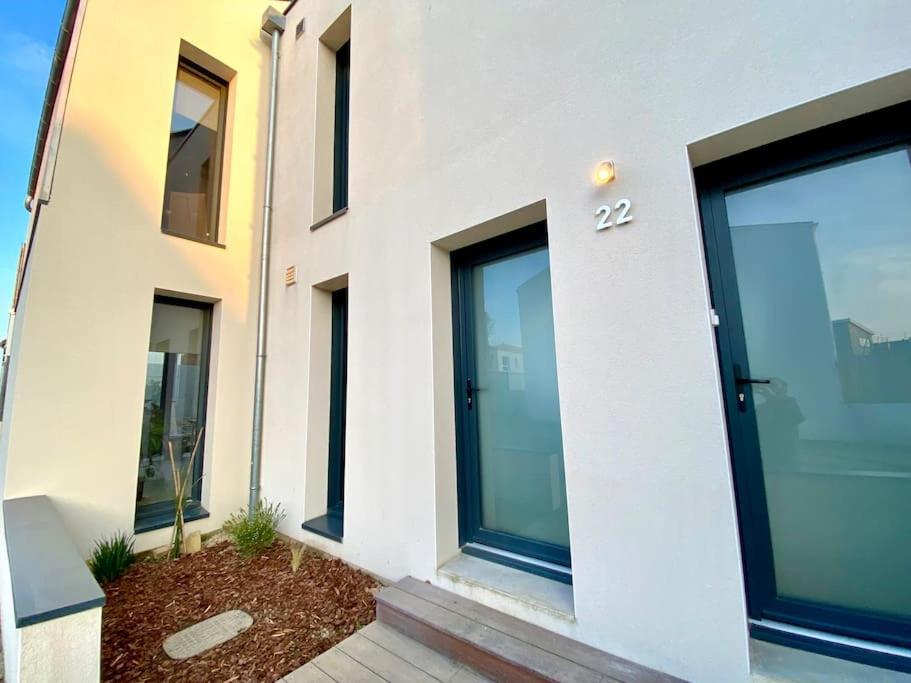 Apartamento Magnifique T2 Neuf, Proche Gare, Parking Facile Vannes Exterior foto